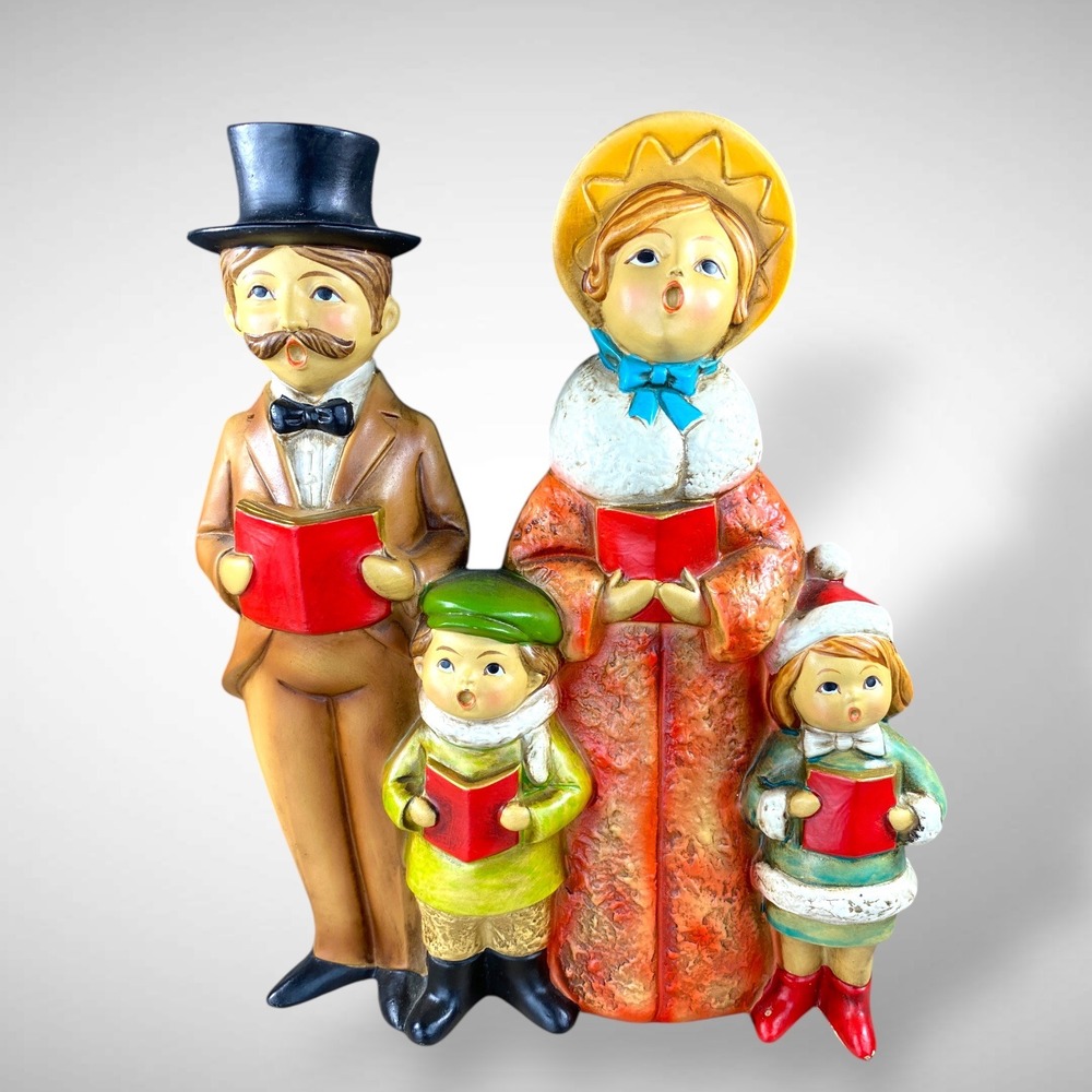 Midcentury Caroler Family Figurine‎ Vintage Christmas Décor Tabletop Display